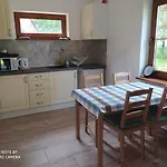 Lodge Pod Debami