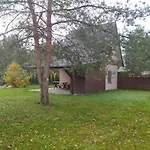 Pod Debami Lodge *