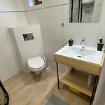 Lodge Pod Debami *