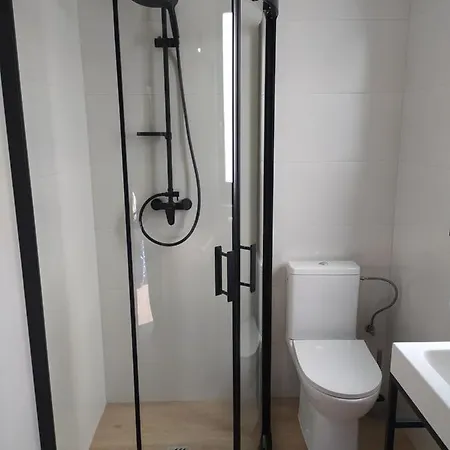 بيت خشبي Pod Debami