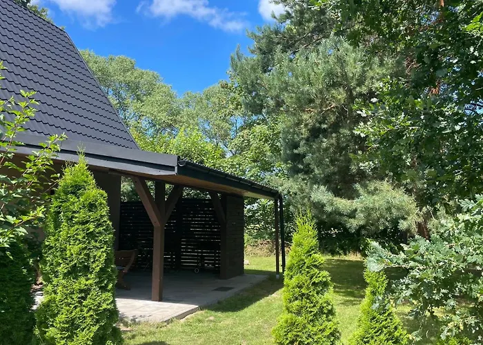 Pod Debami Деревянный коттедж