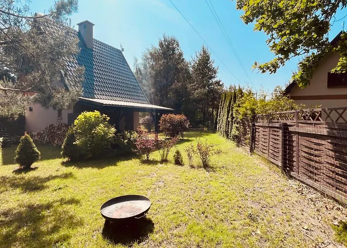 Pod Debami Деревянный коттедж